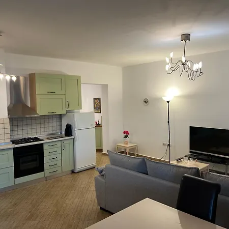 Elin's View Stylish With Panoramic Terrace Apartment