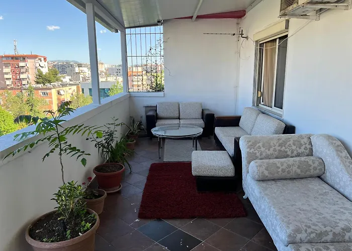 Elin's View Stylish With Panoramic Terrace * ティラナ